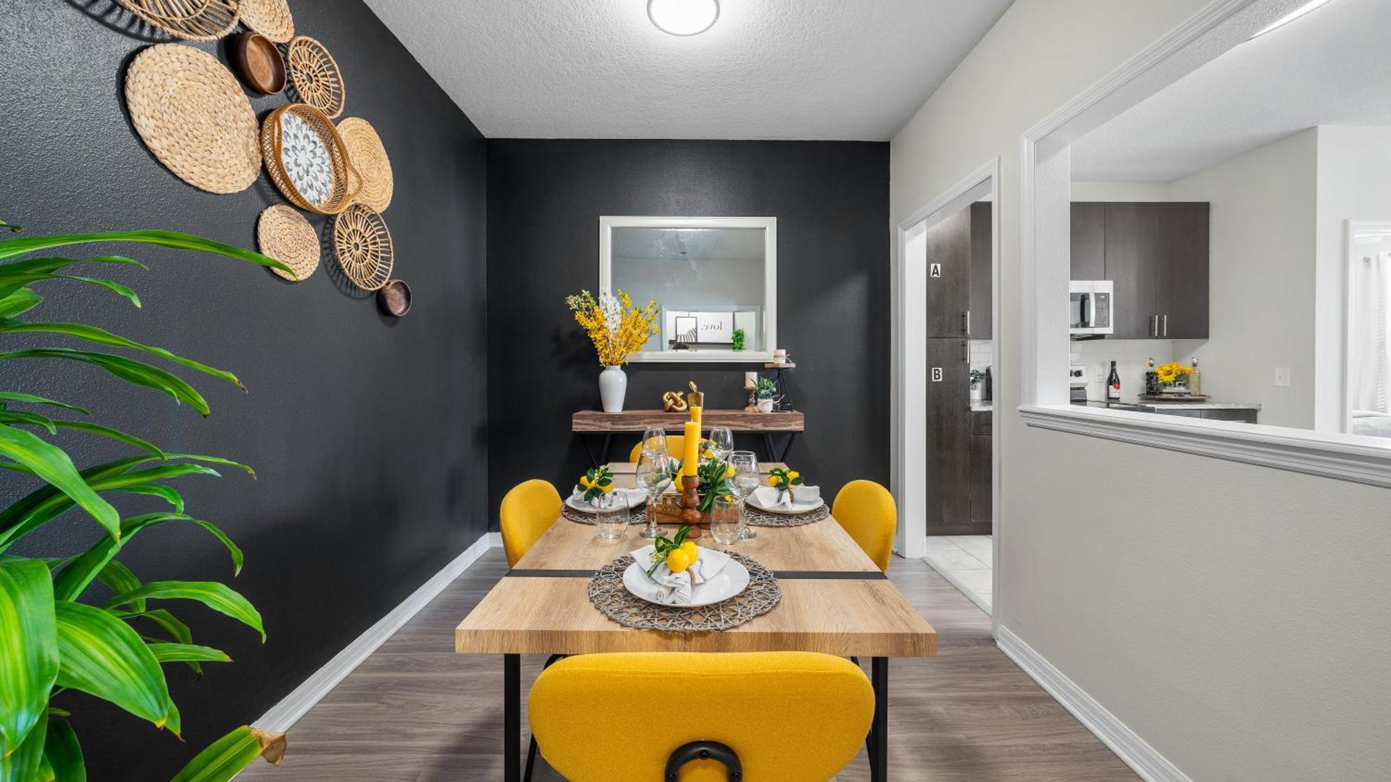 Urban 2br2ba Gem-near Airport *