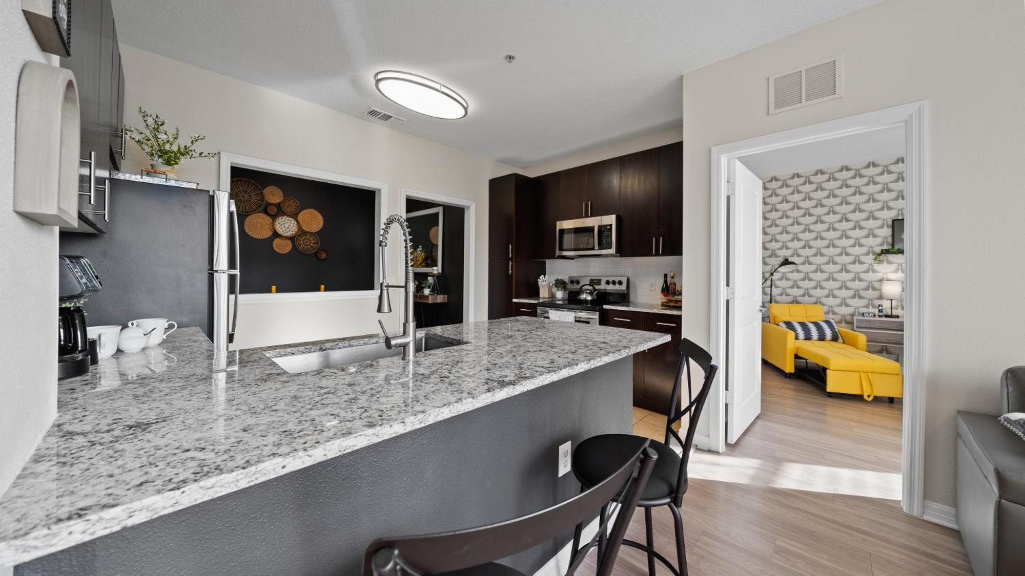 Urban 2br2ba Gem-near Airport Tampa