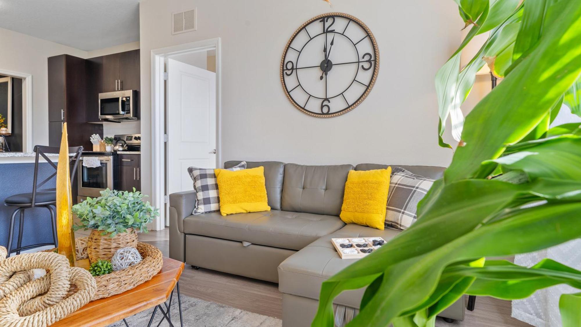 Urban 2br2ba Gem-near Airport Apartment Tampa