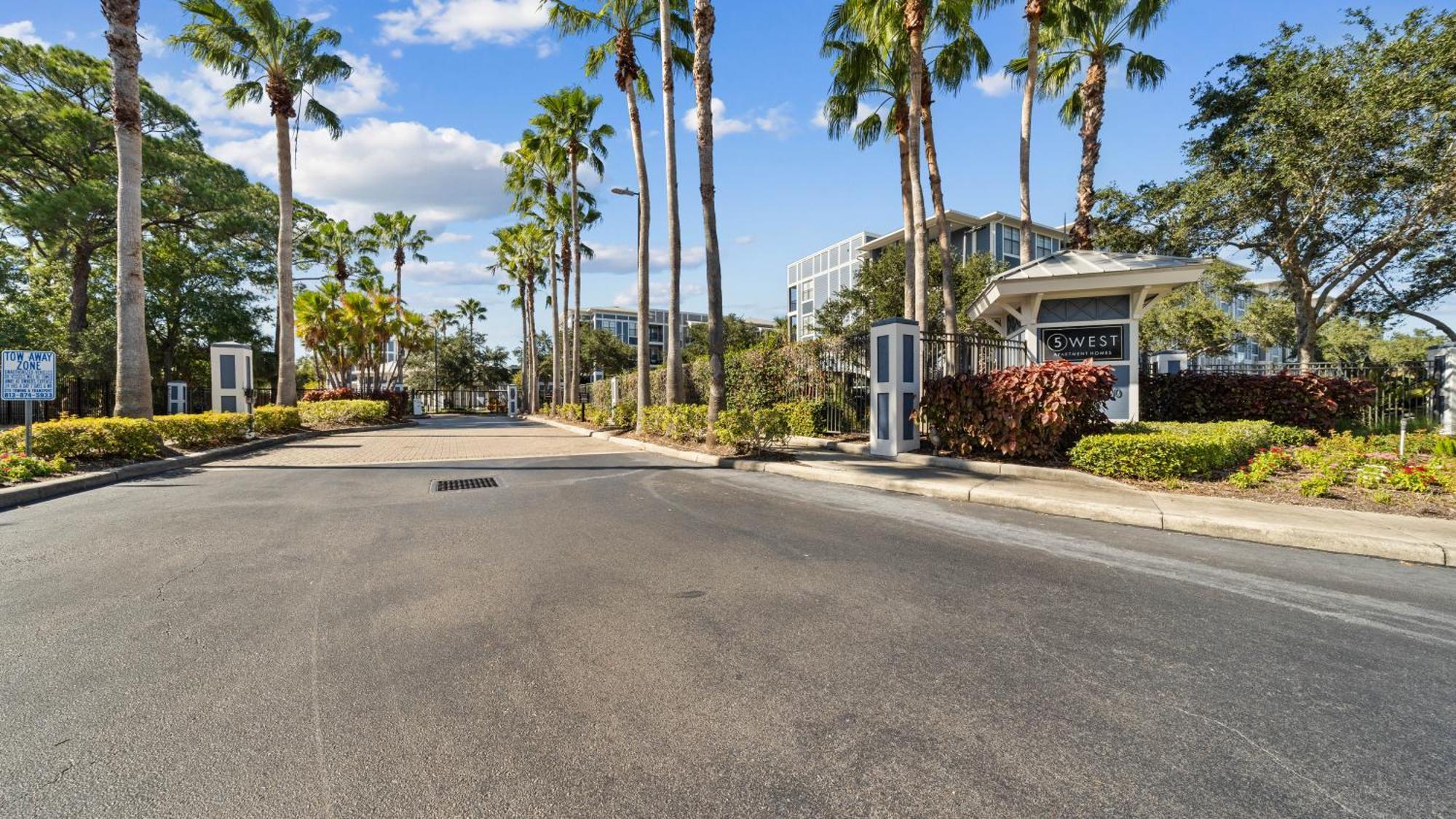 Urban 2br2ba Gem-near Airport * Tampa