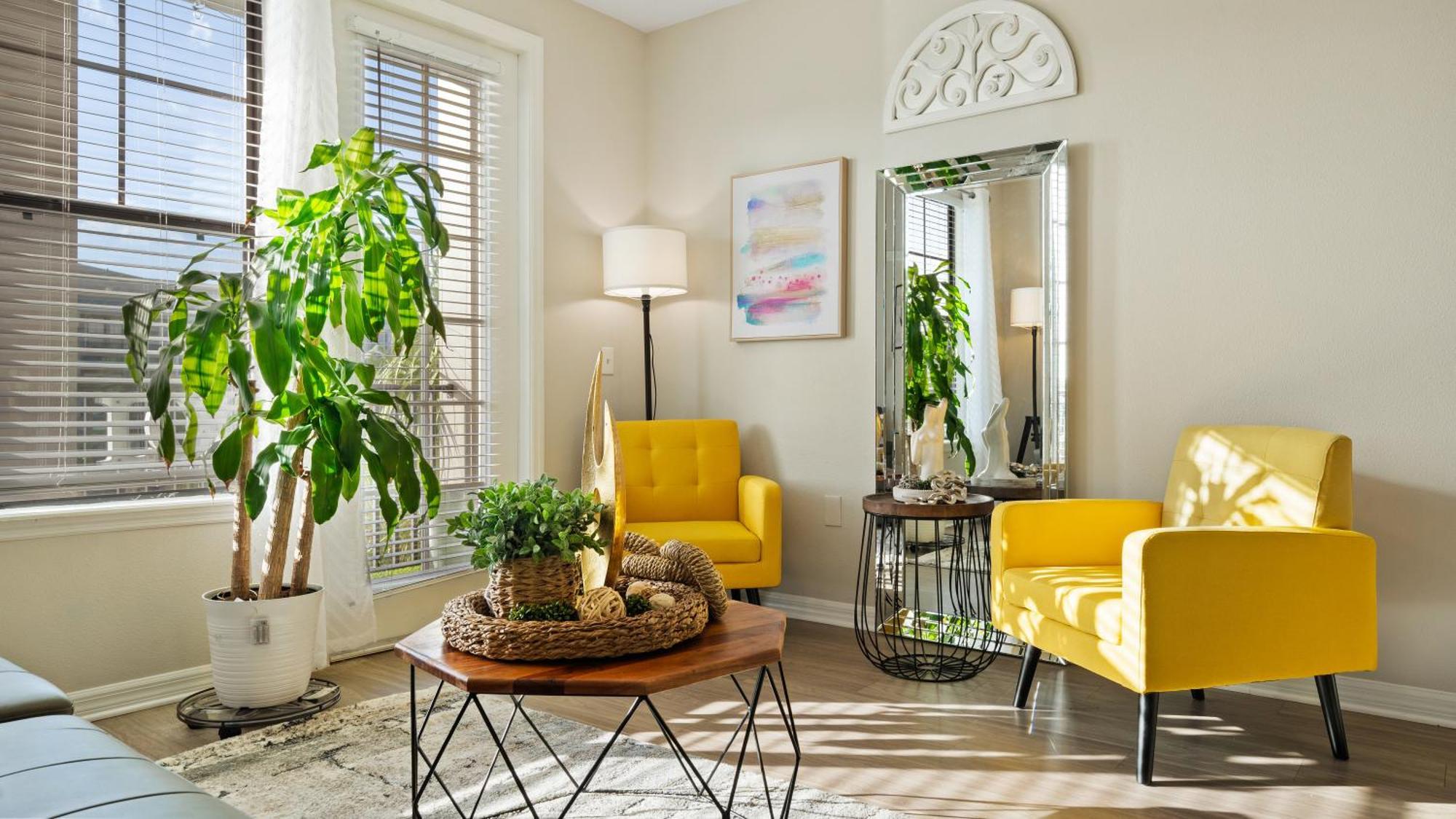 Urban 2br2ba Gem-near Airport *